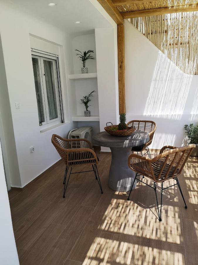 Hora Seaside Suites Naxos City Esterno foto